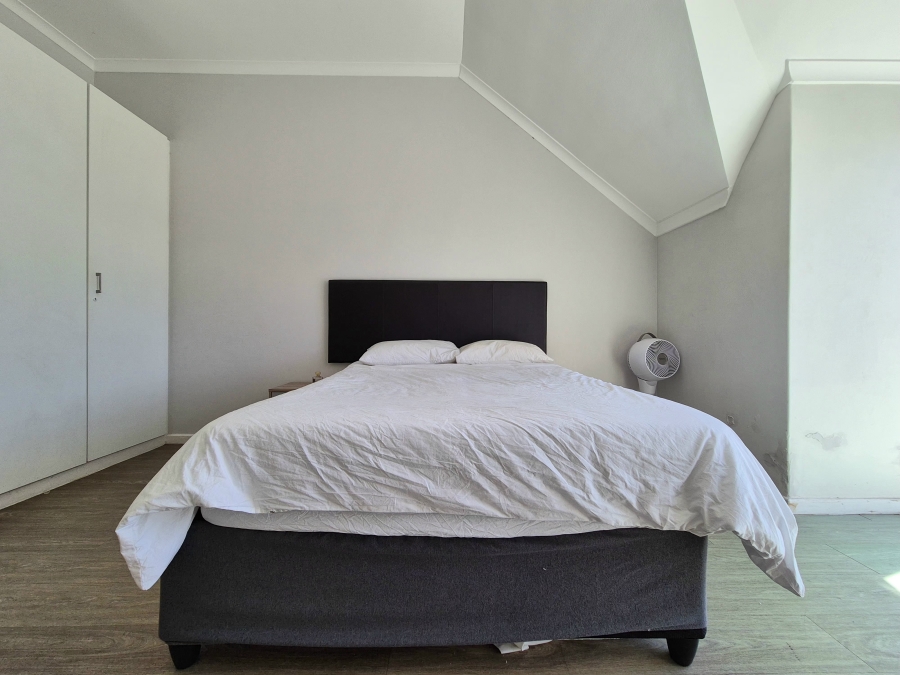 2 Bedroom Property for Sale in Claremont Upper Western Cape